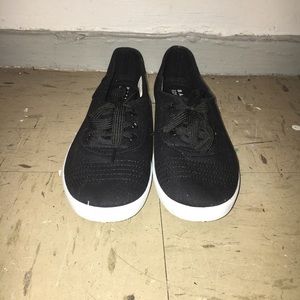 Black Canvas Mid-Lace Up Sneakers